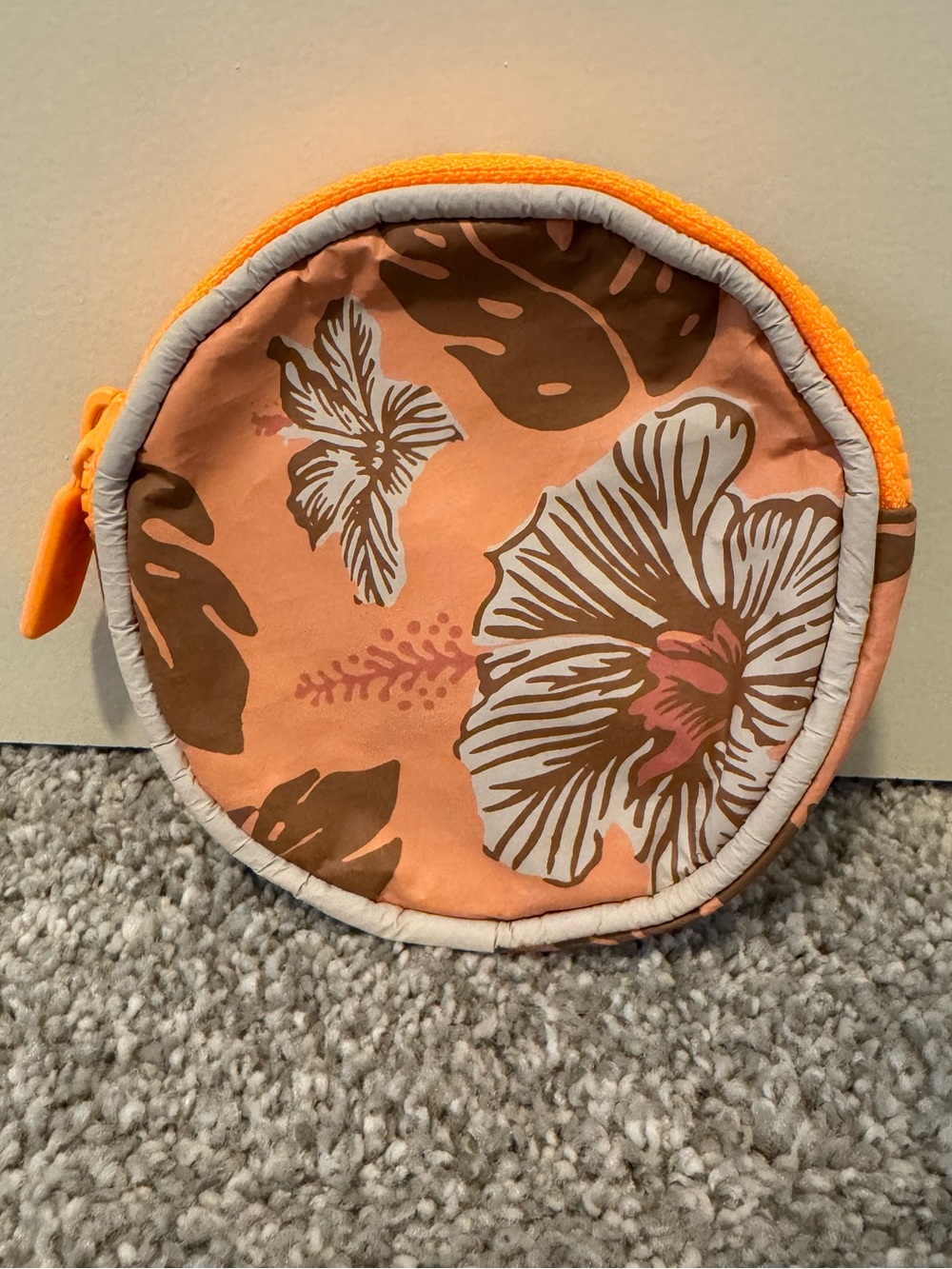 ALOHA Collection Orange Floral Round clip Coin Pouch